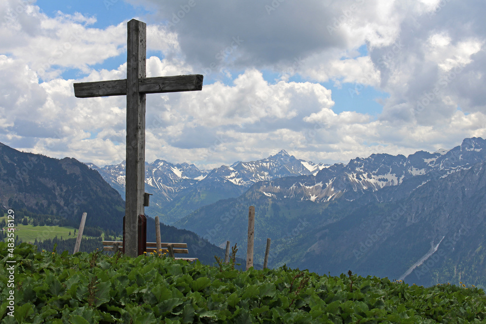 Bergkreuz in den Allgäuer Alpen