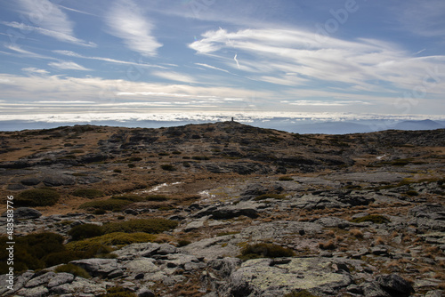 Fotos de paisagem perto da torre da Serra da Estrela