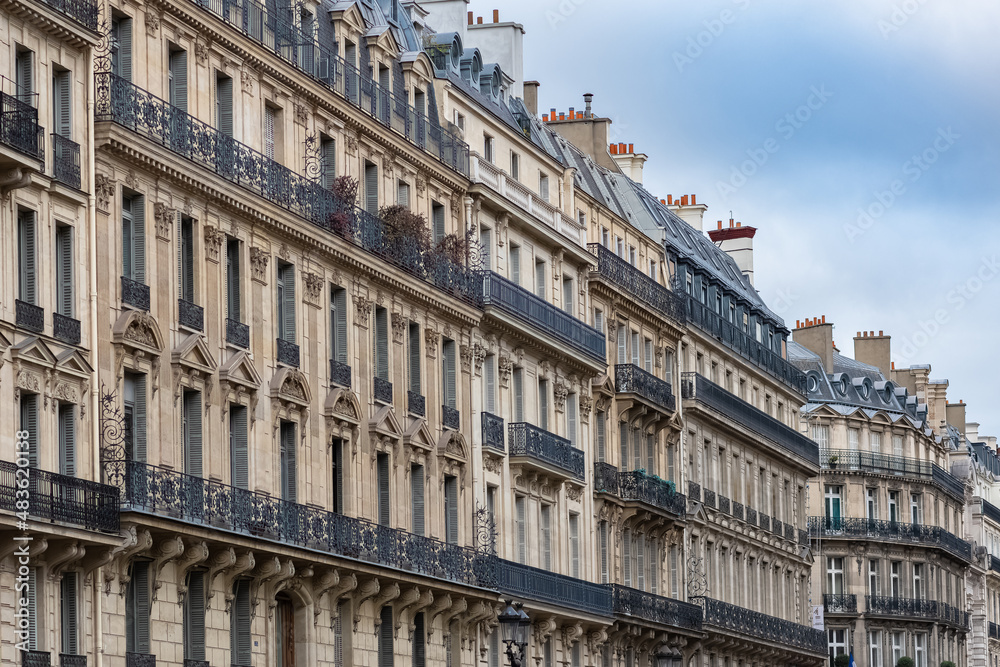 Paris, beautiful building avenue de l’Opera, in a luxury area in the center