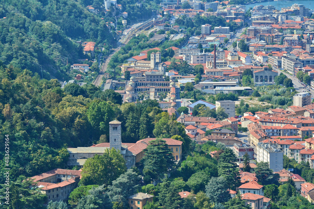 La chiesa di San Carpoforo a Como, Lombardia, Italia.