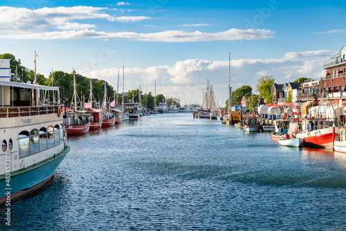 Warnemünde im Sommer mit Blick auf den Hafen photo