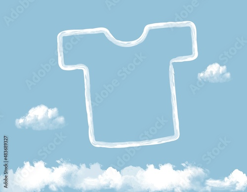 青空に浮かぶ雲と雲形の洋服