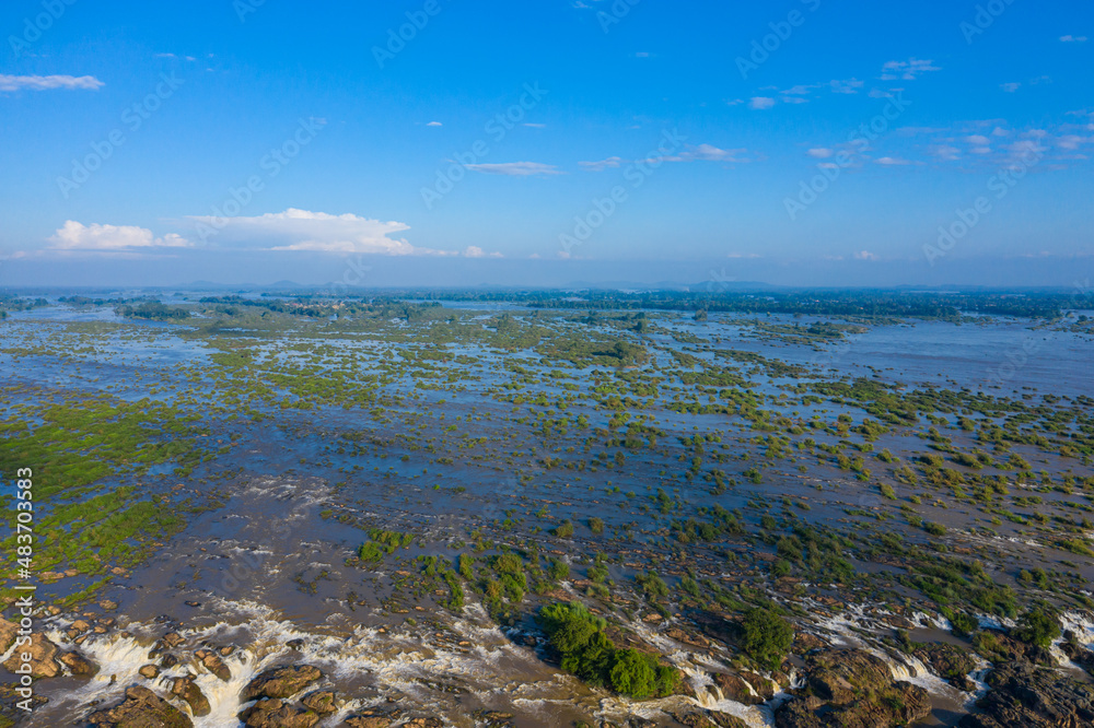 Obraz premium Aerial panoramic 4000 islands Mekong River in Laos, Li Phi waterfalls, famous travel destination backpacker in South East Asia.