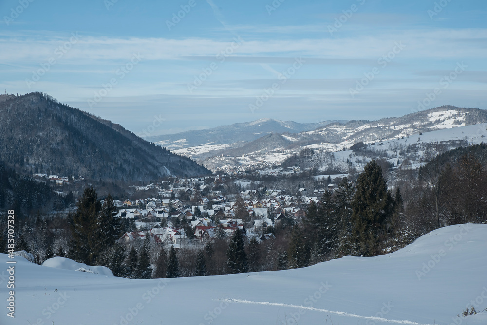 panorama górskiej wsi