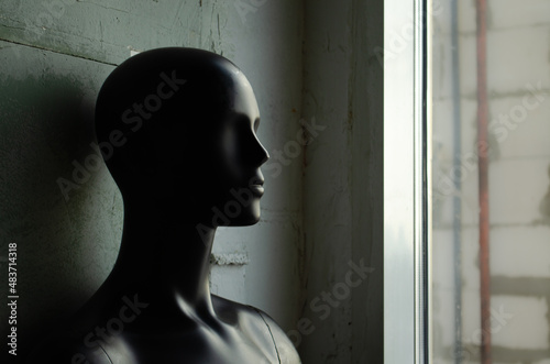 mannequin head black posing