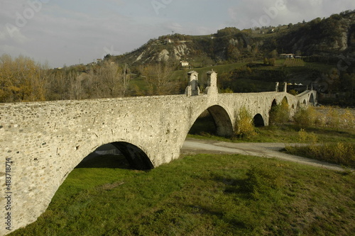 Bobbio, Piacenza. Ponte Vecchio o Ponte del Diavolo sul fiume Trebbia