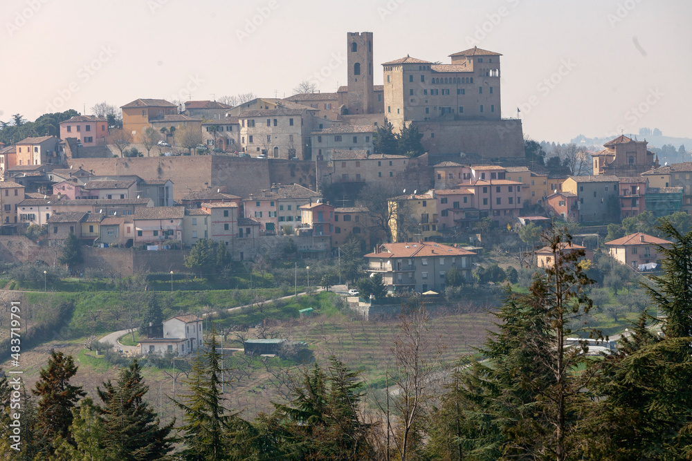 Longiano, Forlì Cesena. Panoraa con il Castello Malatestiano