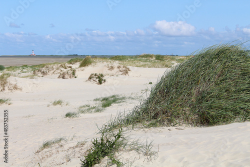 Fototapeta Naklejka Na Ścianę i Meble -  Dünen am Sandstrand an der Nordseeküste