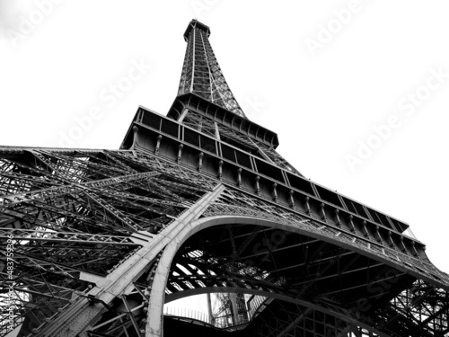 Eiffel monochrome