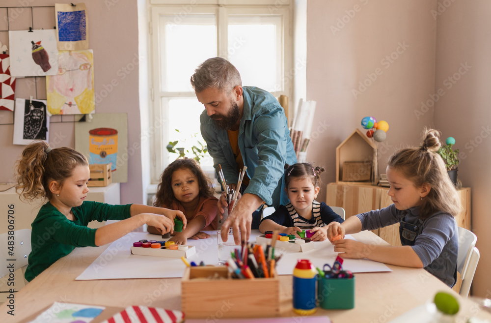 kids working in class