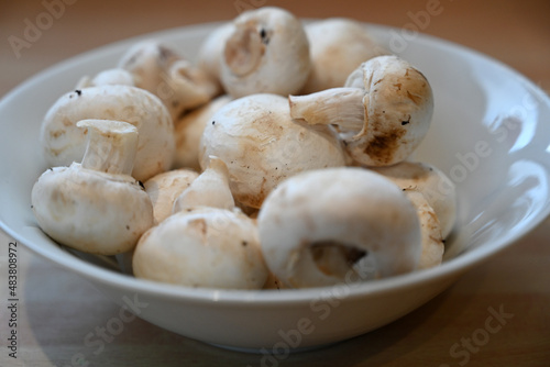 fresh button mushrooms, vegan and vegetarian food preparation 