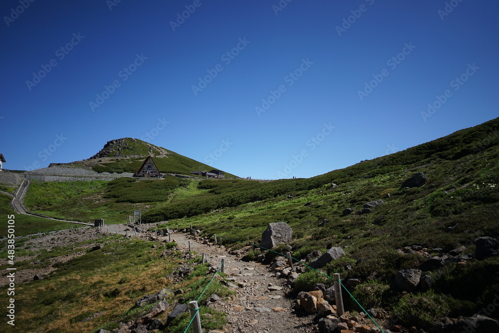 Fototapeta premium 乗鞍岳の散策路