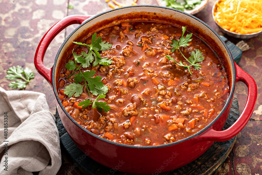 Traditional chili soup with meat and red beans - obrazy, fototapety, plakaty 