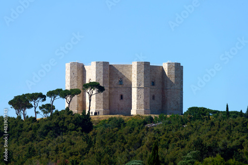 Fotografija Castel del Monte, historic castle in Apulia, Italy
