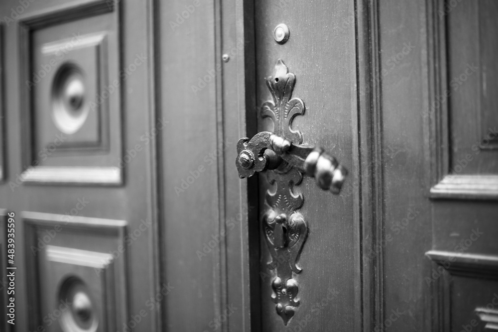 Obraz premium Door antique handle.