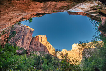 Fototapete Khaki Felsformationen im Zion Nationalpark  © jovannig