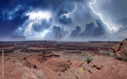 Canvas Print Storm approaching Dead Horse Point, Utah - USA.
