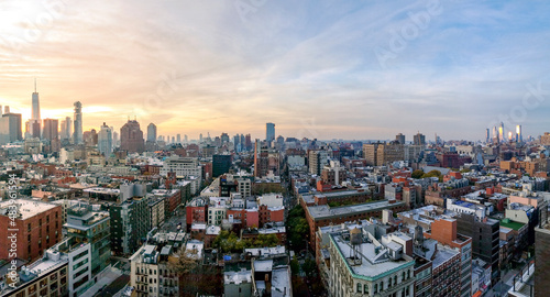 New York City panoramic skyline view as dusk falls on the buildings of Manhattan