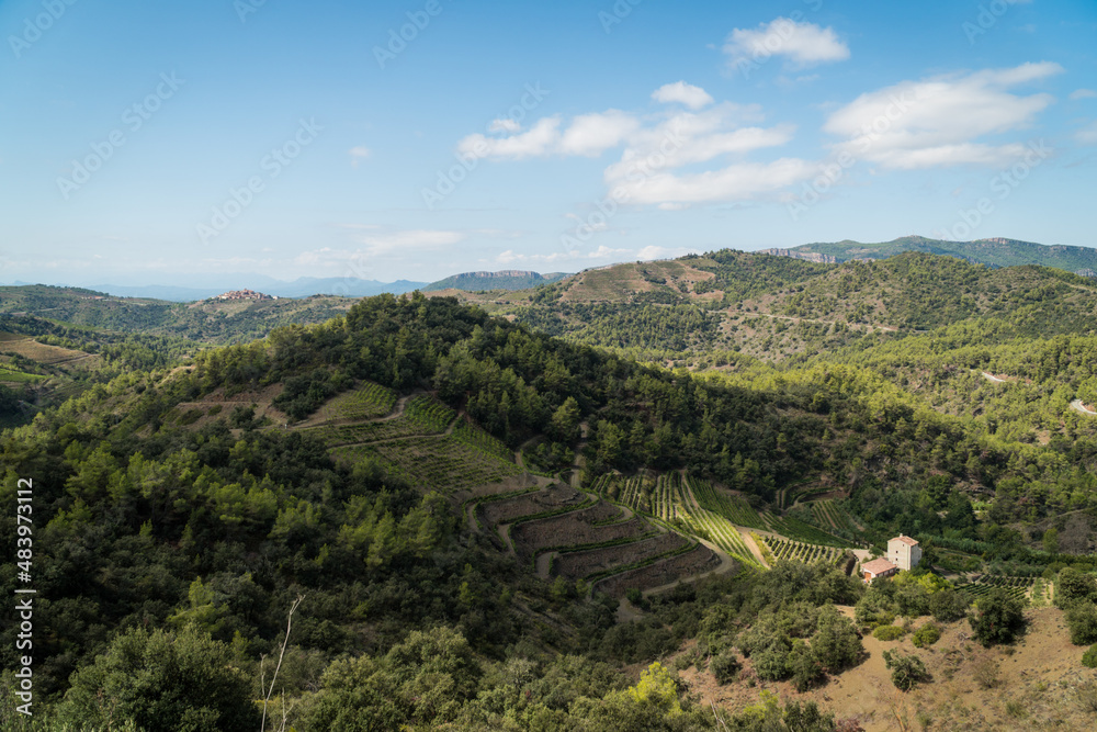 Views of the Priorat mountains with Gratallops and the Montsant mountain range in the background. 

Gratallops, Priorat (Catalonia, Spain).