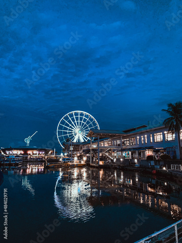 Miami pier ferris wheel