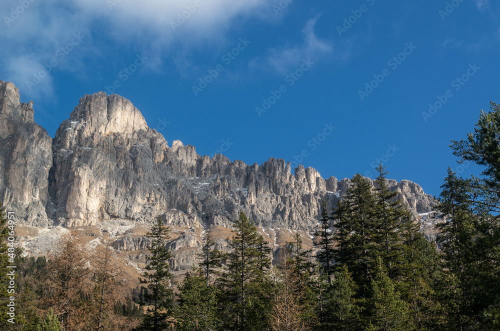 Le parc national des dolomites en italie en hiver