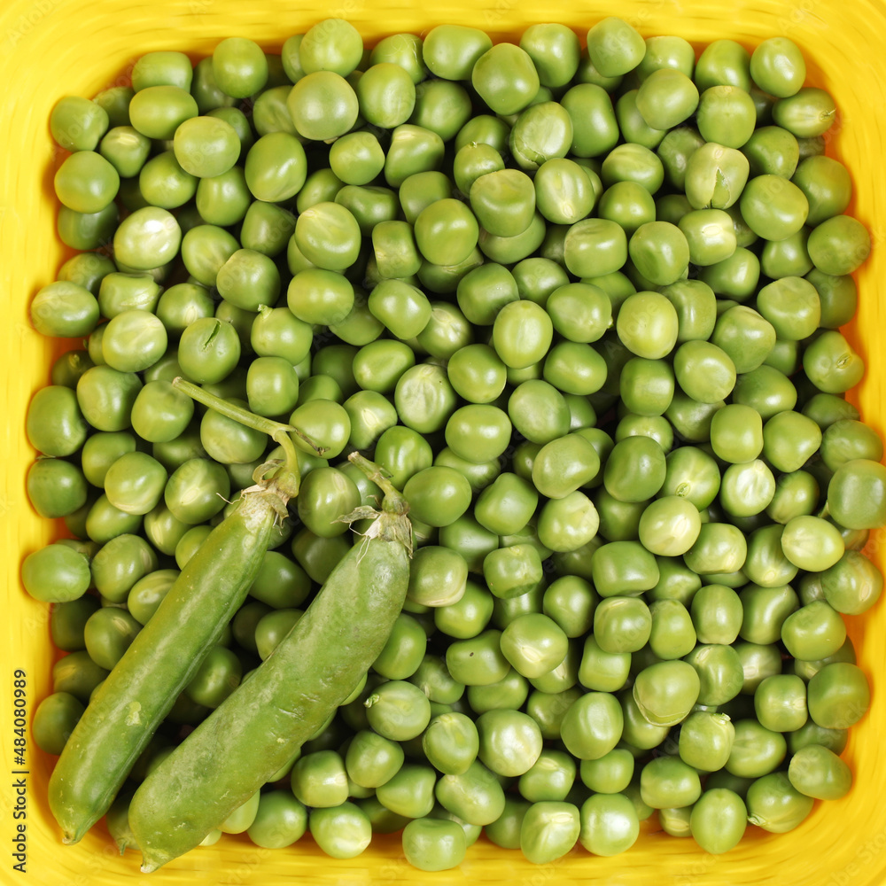 Fresh peas 