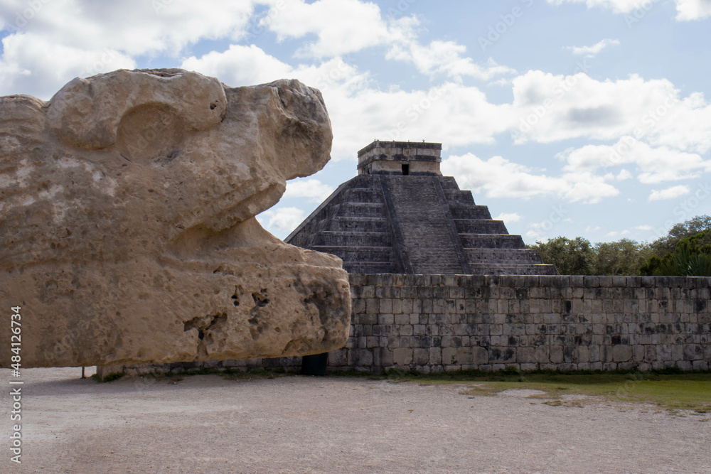 Snake Pyramid The feathered serpent Kukulkan and behind it the famous Mayan temple ...