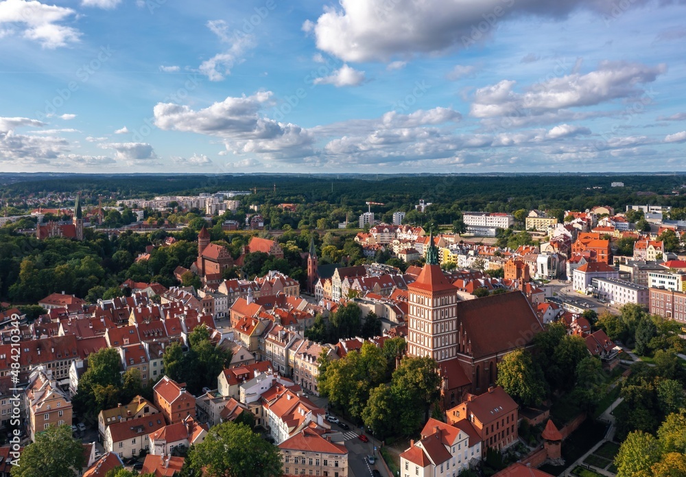 Summer aerial cityscape of Olsztyn (Poland) old town at sunset. - obrazy, fototapety, plakaty 