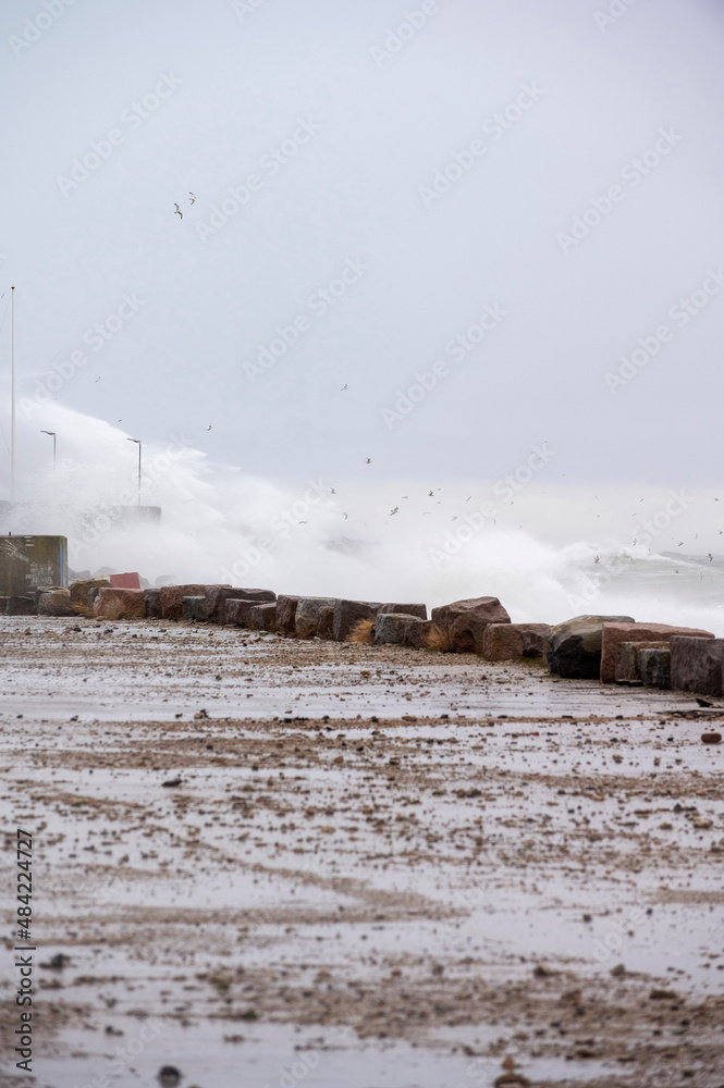 Powerful winter storm Malik makes massive waves on the ocean