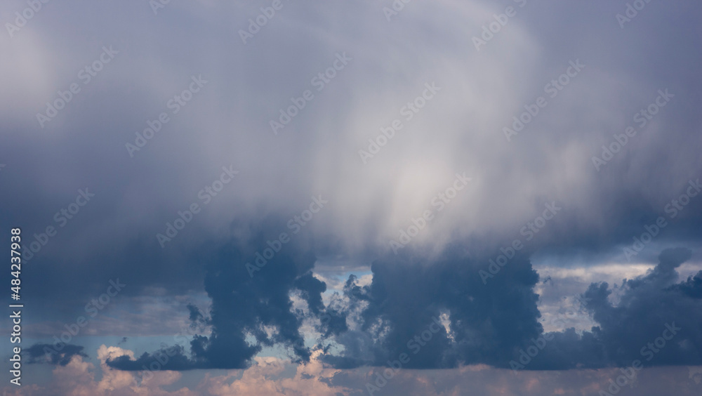 Obraz premium blue sky with rain clouds