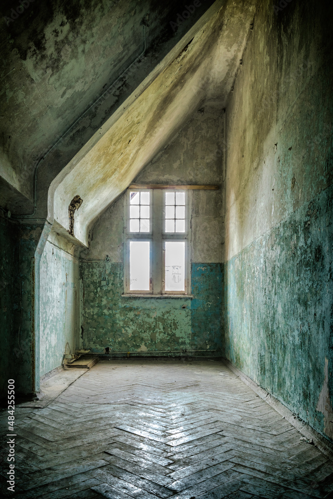 Fototapeta premium Beelitz Heilstätte - Badehaus Männerklinik