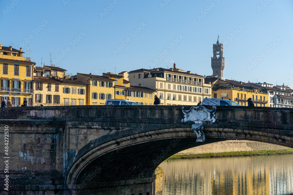 Fototapeta premium Santa Trinita bridge in Florence, Italy