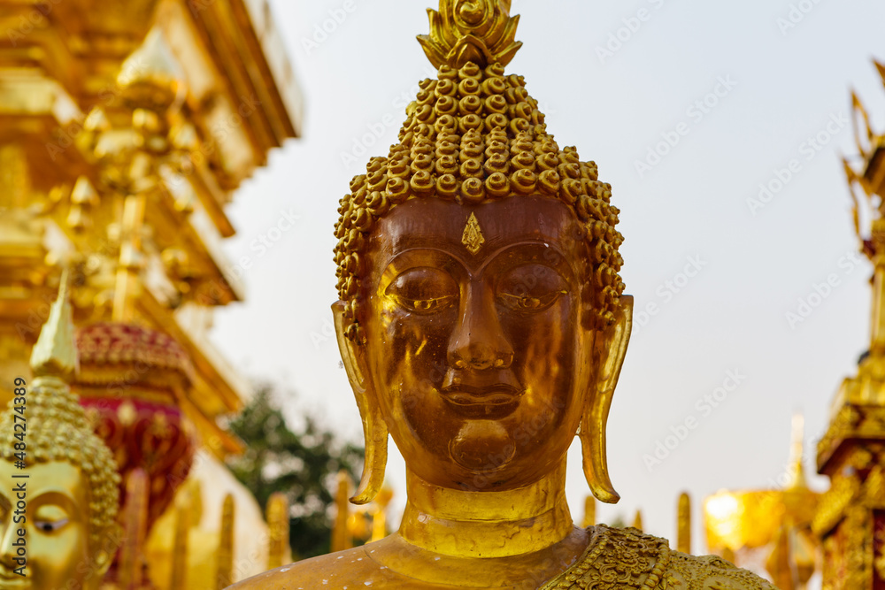 Buddha statue, most recognizable religious symbol of buddhism