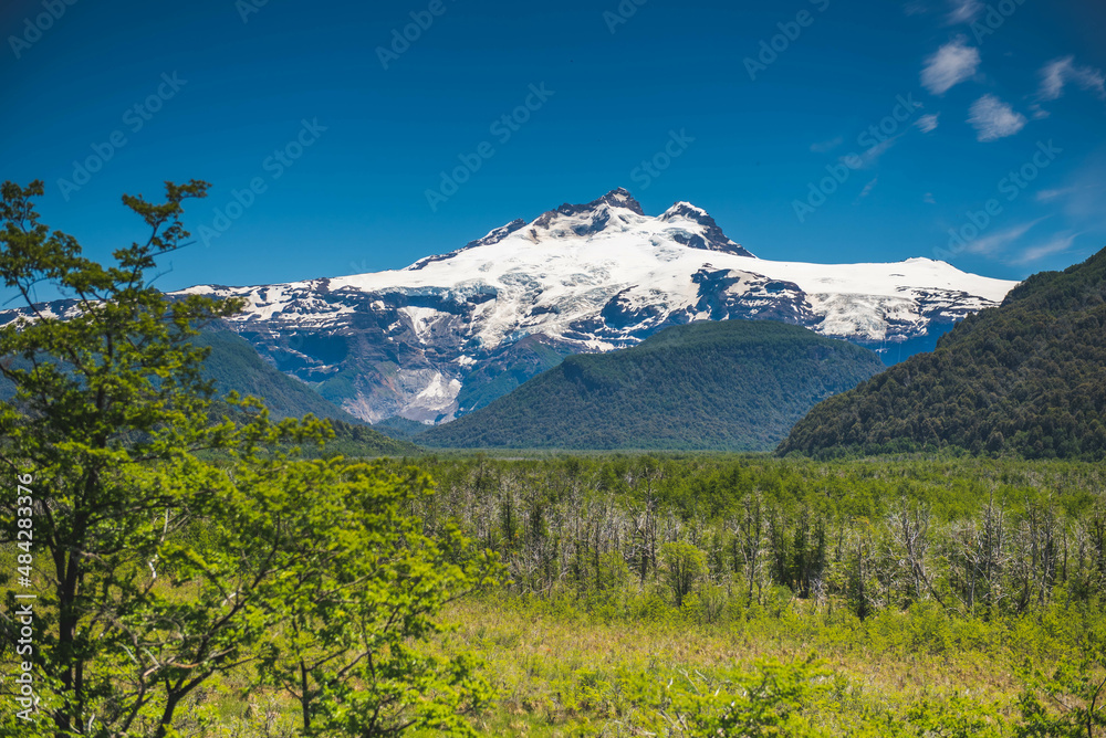 Obraz premium snow mountains and valley