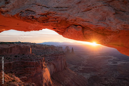 Fotobehang Sunrise at the Mesa Arch