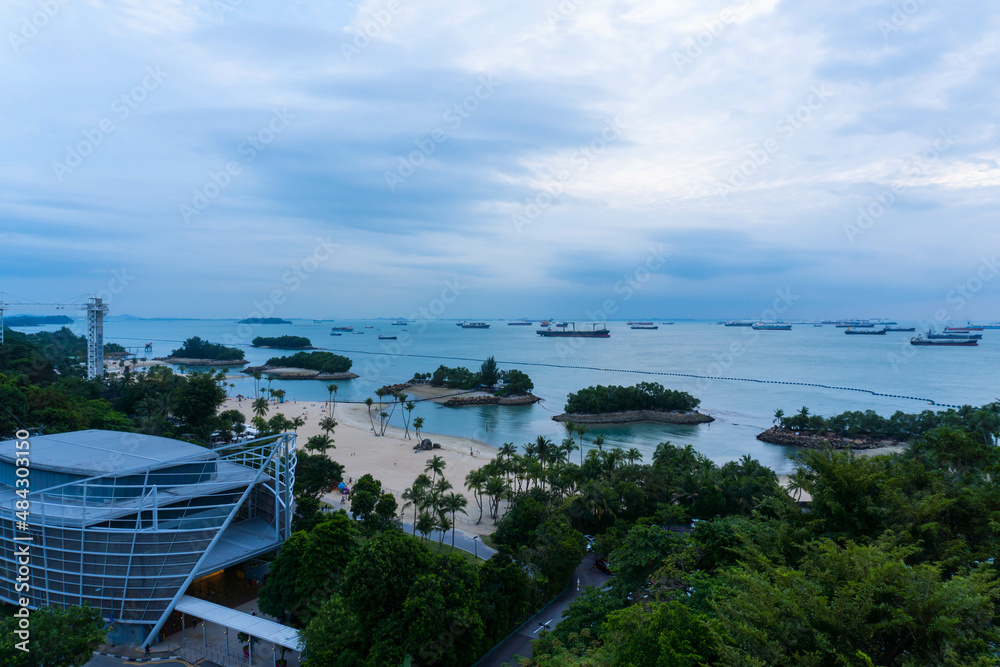Obraz premium View of the sea from the top of Fort Siloso Tower, Singapore