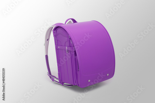 紫色のランドセル　白バック