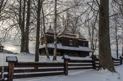 Fototapeta Naklejka Na Ścianę i Meble -  Cerkiew w Smolniku nad  Sanem - Bieszczady 
