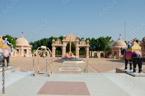 Shastri Maharaj Statue and carved gateways at Nilkanthdham  Swaminarayan temple complex  Poicha  Poicha  Gujarat  India