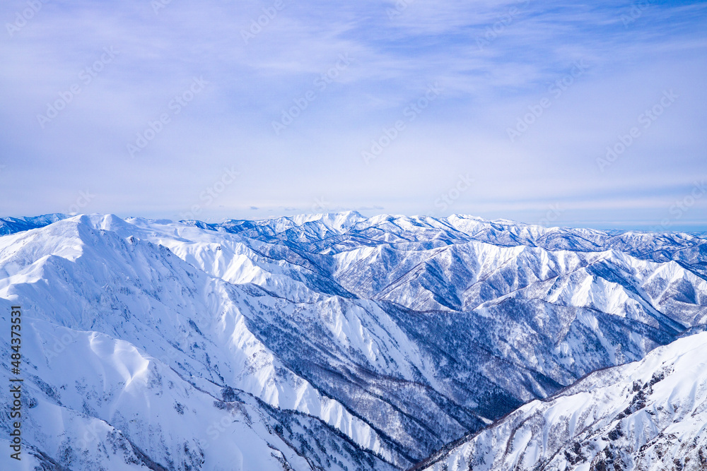 谷川岳山頂からの風景　厳冬期の稜線