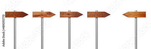 eine Reihe von Holzpfeilen, eines zeigt in die andere Richtung