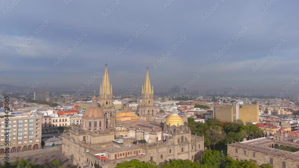 Guadalajara: Aerial view of Guadalajara Cathedral (Catedral de Guadalajara) in famous city in Mexico, historical center with many monuments, palaces and squares - landscape panorama of North America Guadalajara: Aerial view of Guadalajara Cathedral (Catedral de Guadalajara) in famous city in Mexico, historical center with many monuments, palaces and squares - landscape panorama of North America