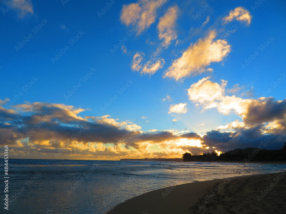 Obraz premium hiking beautiful beaches of hawaii