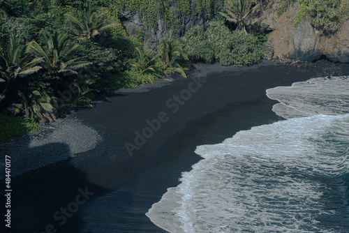 Black sand beach on Maui, Road to hana, Hawai 2022