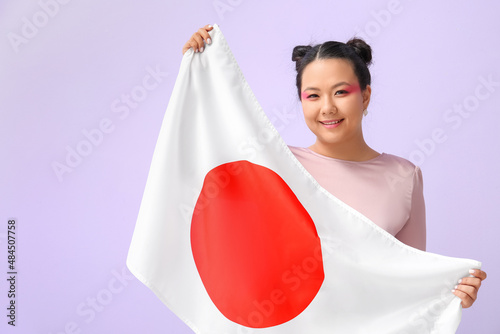 Beautiful young Asian woman...