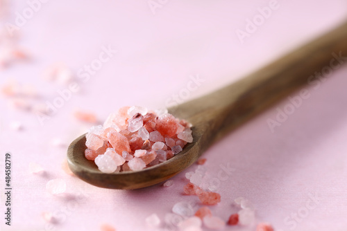 Holzlöffel Himalaya Salz