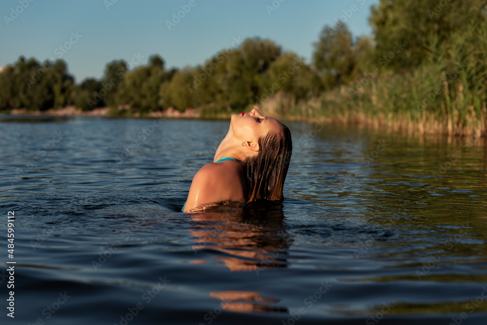 Fototapeta premium Young blonde girl on vacation