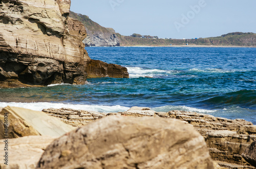 sea shore and rocks © Pavel