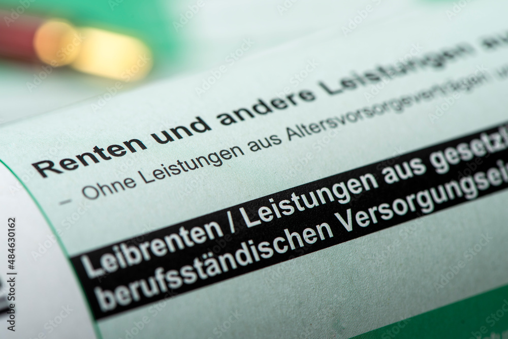 Fototapeta premium Steuererklärung für Finanzamt mit Formular