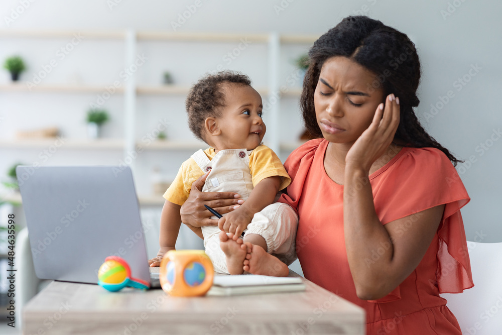 Distant Work During Maternity Leave Stressed Black Woman With Baby distant-work-during-maternity-leave-stressed-black-woman-with-baby